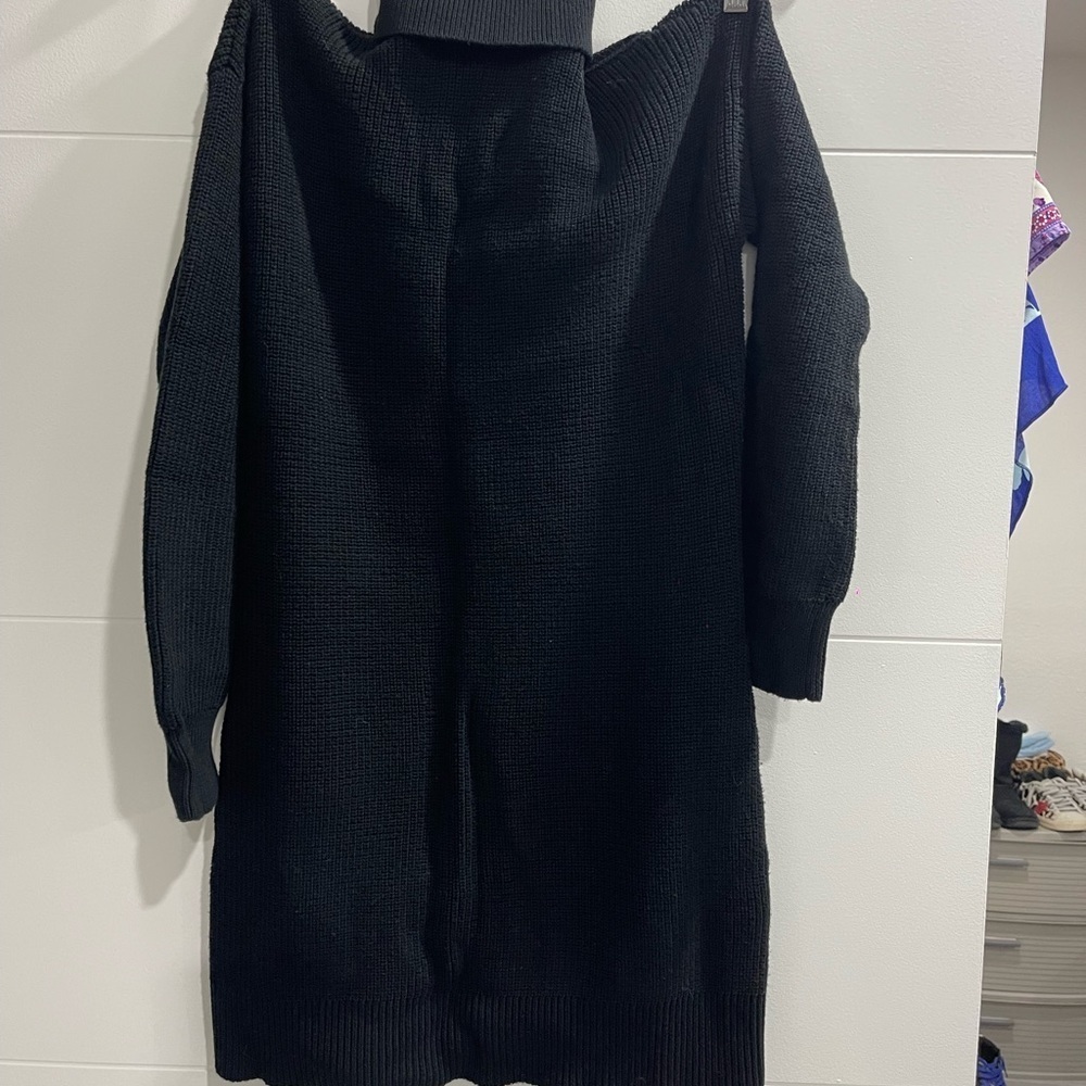 Size M Very nice dress to put with boots